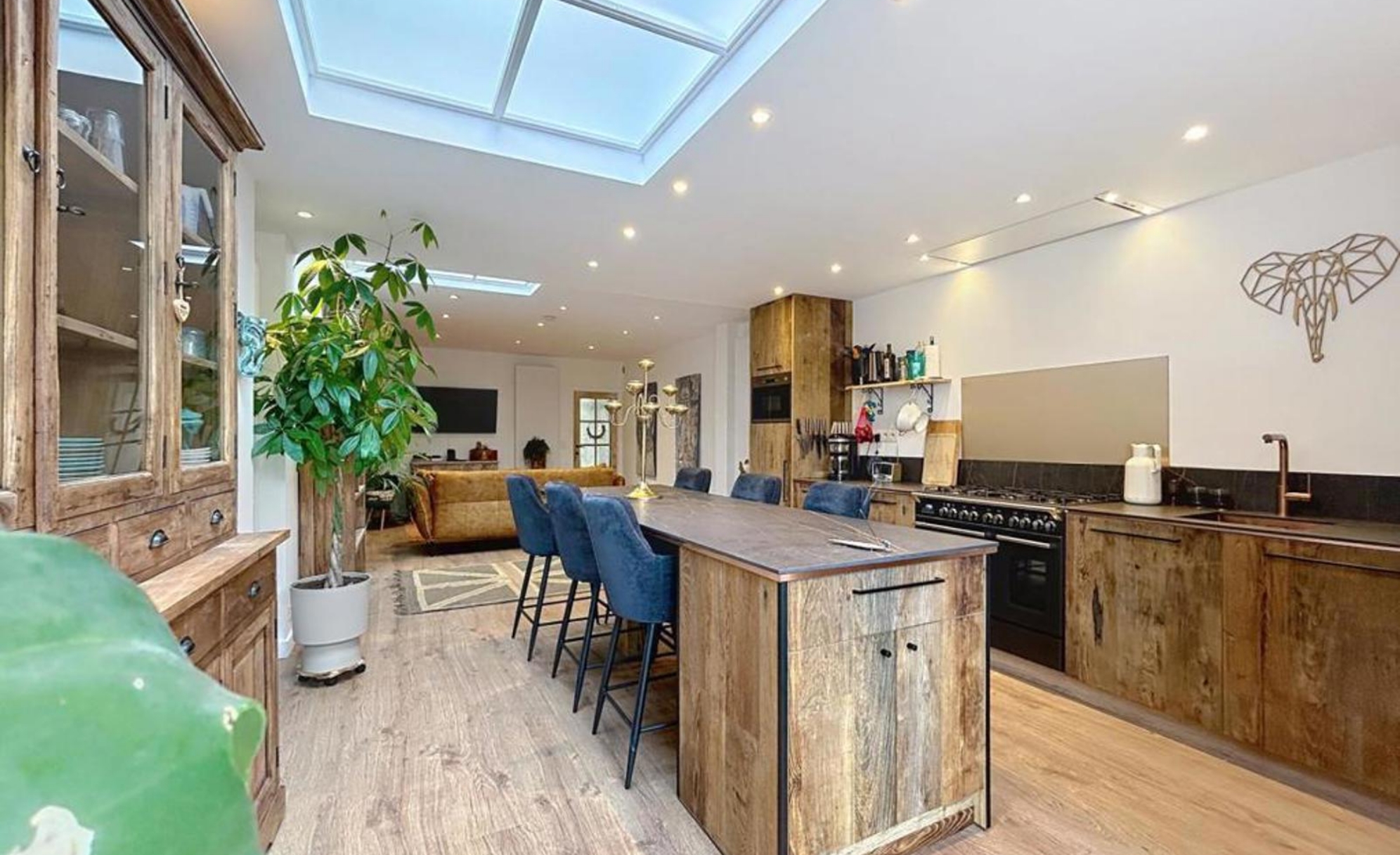 0bc1f4765bf1467a911f4aad99733876