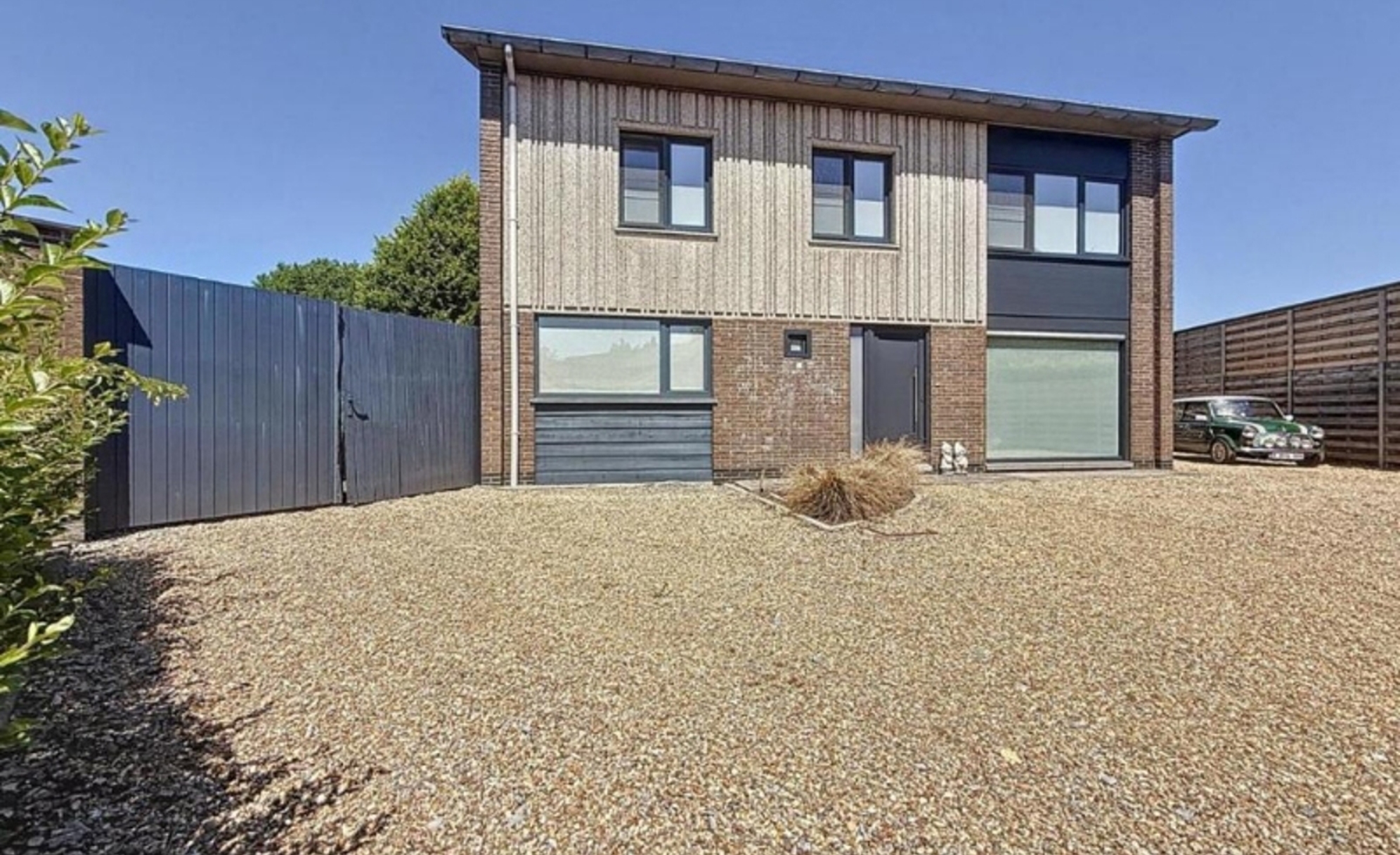 3746002903000039880/4102466