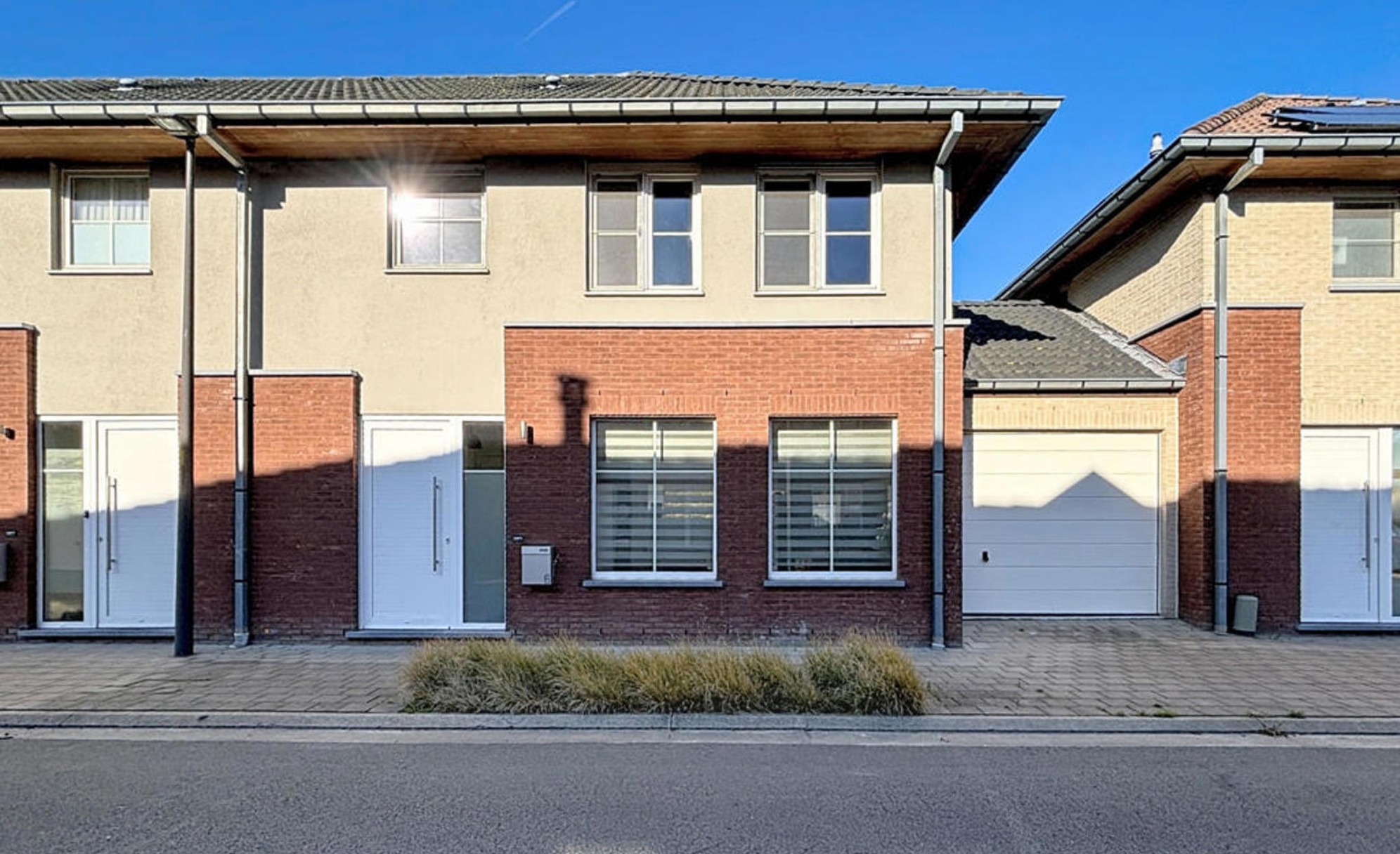 329d6a22c8b047a4a899729b3f473a7a