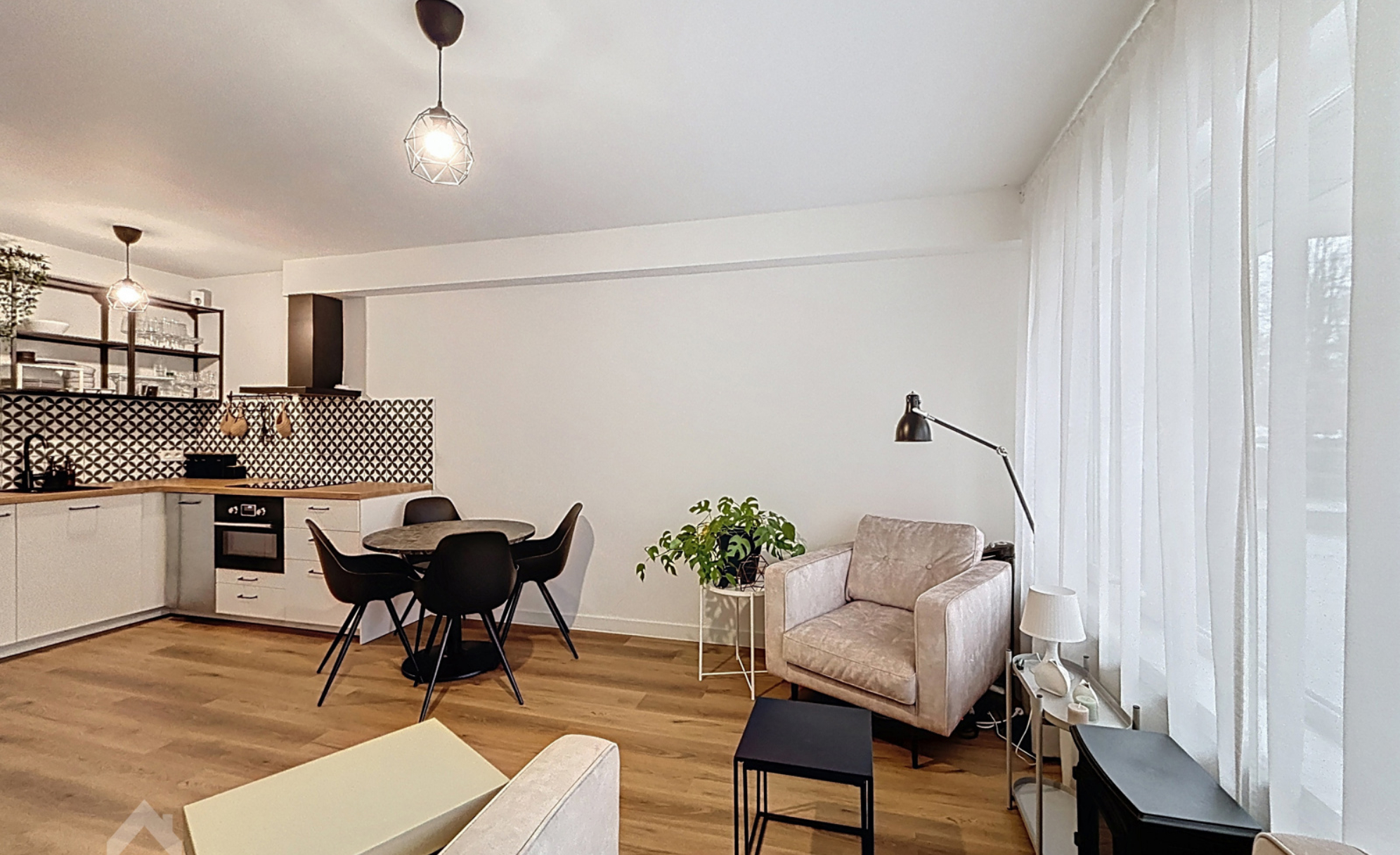 a1c4f2130979412ea99a1574a8374dbd