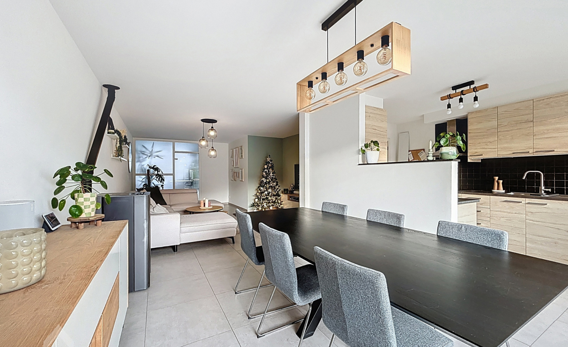 ce0887b3f1524c58b00db28a44f8a2c9