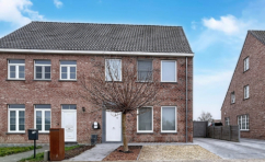 7b9c42bd16164004b5d26570dc53a156