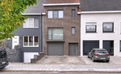 c3cf6524bca84332bc6b8deb3eebc246