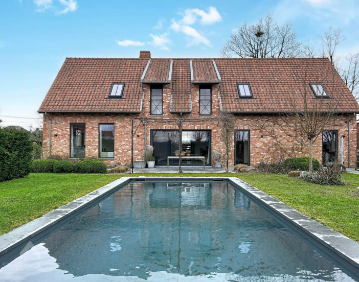 75074d501c504bb18a8c42b5946f755e