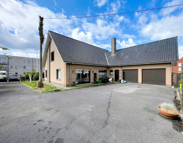 3746002903000040958/4107064