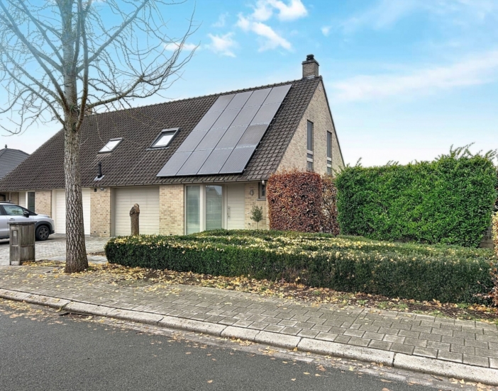 d7b2cf7fc2164c16abe5025d3365d221