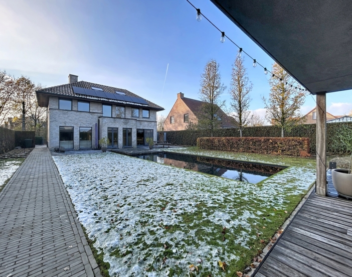 fee7250da8ca401b8ba54d00e63fe5bf