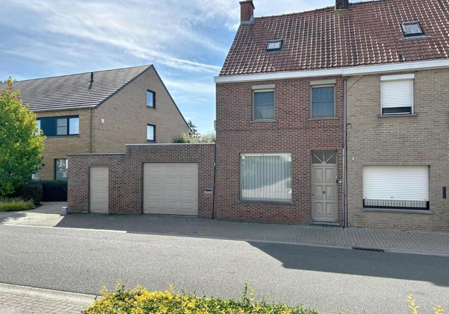 0b5f1ca9d61a44958113ea0bf4eafe75