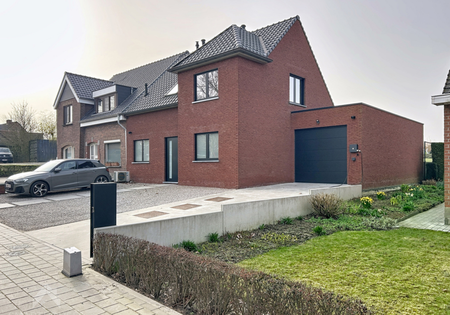 1e4c6fc72583415db848a0d2078e5a97