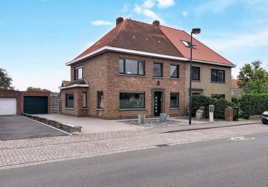 25a61d67621b4c55bb48aff09608c54c