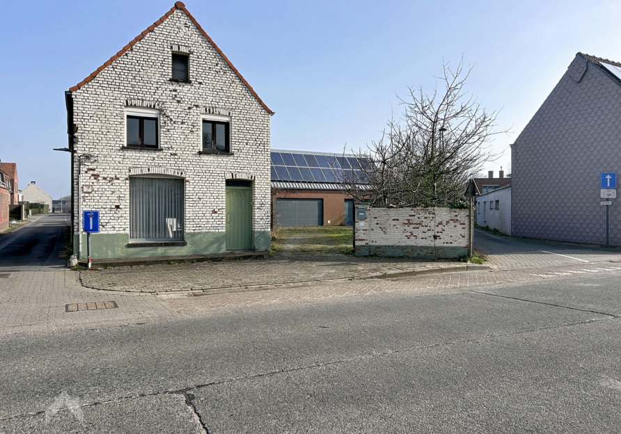 5c2790514f964d2f97b674b786c5e3a2