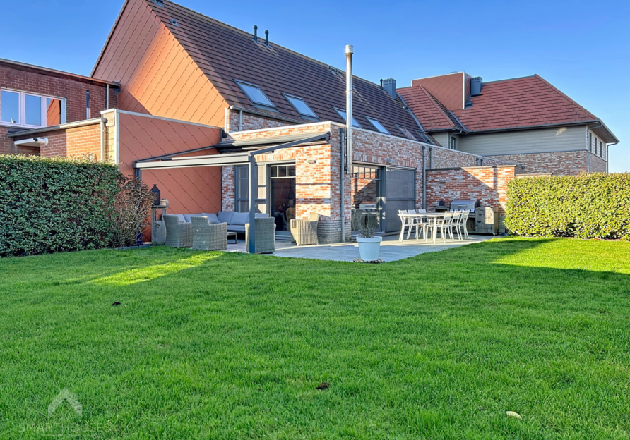 67f056b3109a4818ab20e0540a24e9d2