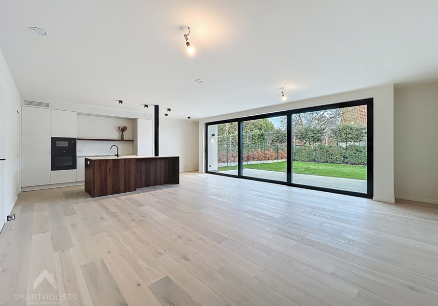 8c3766dcfe26430fb434bd9f34acf050