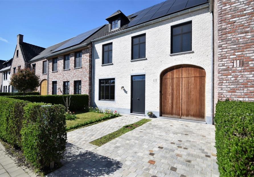 9f3e2f1a5f35418e8ecf43df2626fb78