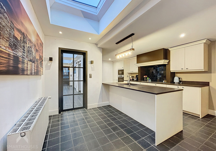 ab41d29c1a754ed58f49f9c1be7fc256