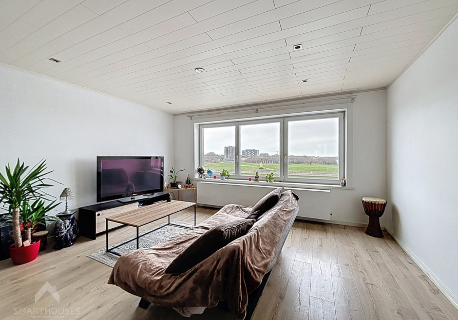 f4d7933c2cd648169a2442da7b678ff2